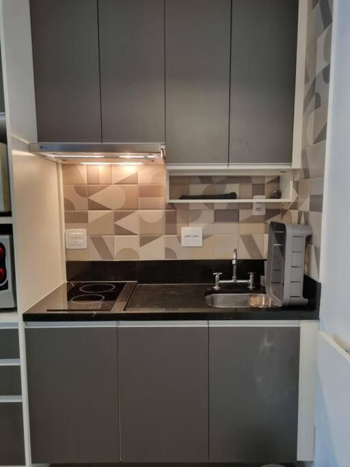 Mobiliado, Com Garagem, 50m Metro Brooklin, Proximo Shopping Morumbi Em Sp * São Paulo