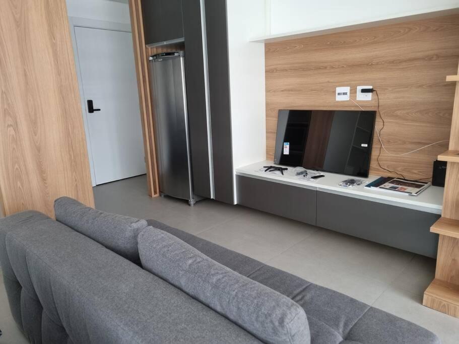 Apartamento Mobiliado, Com Garagem, 50m Metro Brooklin, Proximo Shopping Morumbi Em Sp *